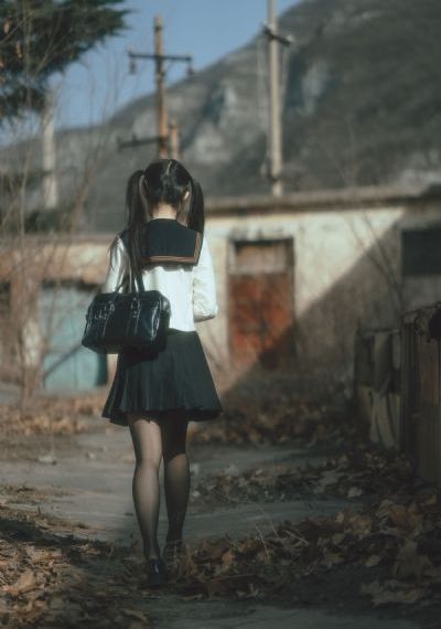 风间由美上司的太大漂亮_4K在线视频观看