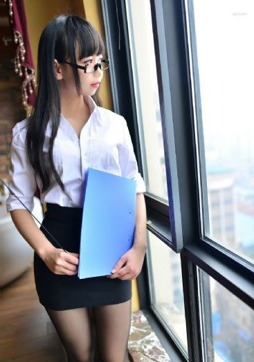亚洲自拍露出极品_迅雷在线观看