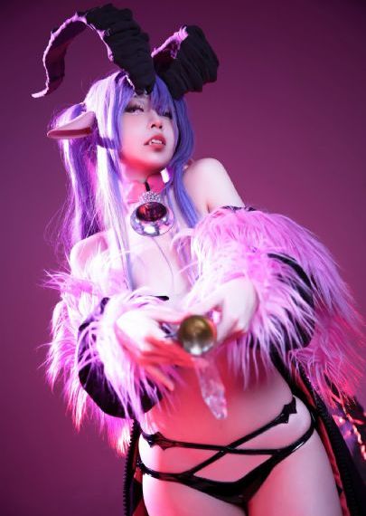 欧美老女人日b_高清影视在线观看