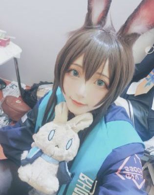 漂亮女生的烦恼_迅雷在线观看